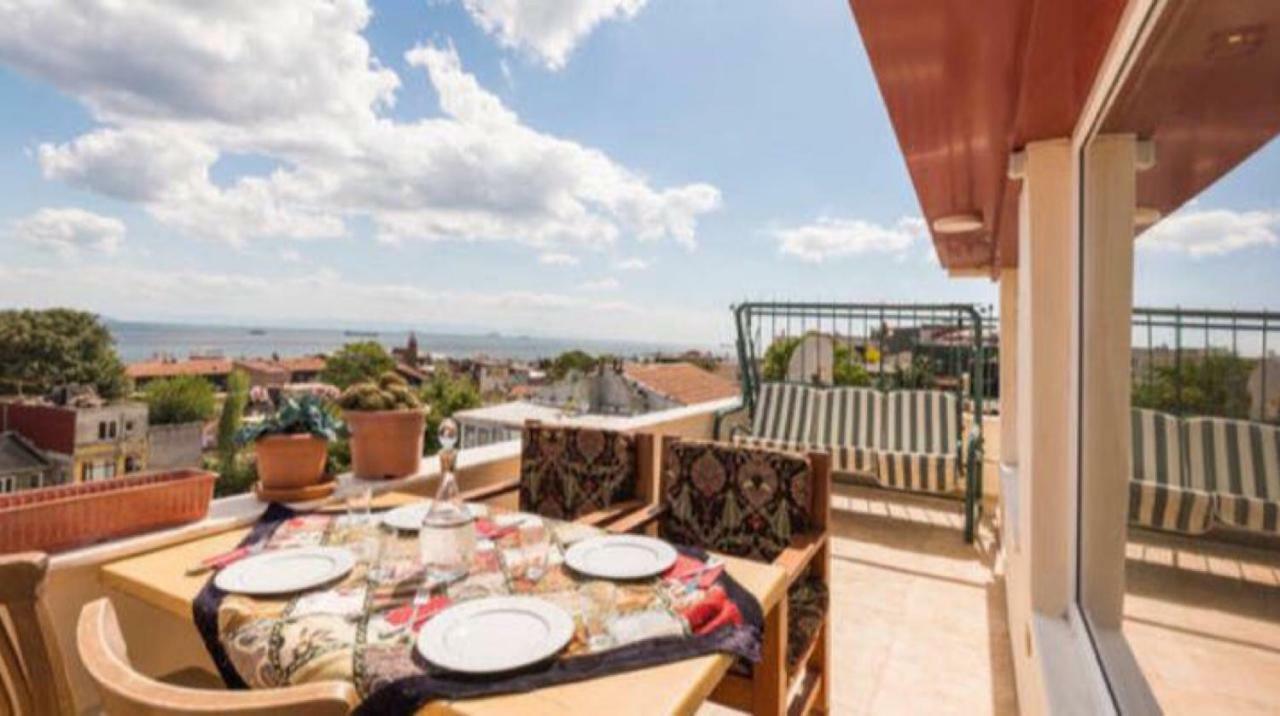 Front Of Sea View Apartments Sultanahmet Sea View Istanboel Buitenkant foto
